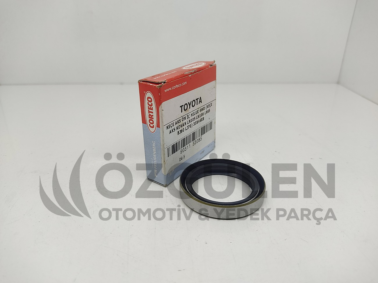 KE�E AKS �N �� HILUX 4WD (KE�E AKS KOVAN LN105 LN106 LN65 BJ60 LJ70) 33X44X8 (T1143) �r�n Foto�raf� - 3