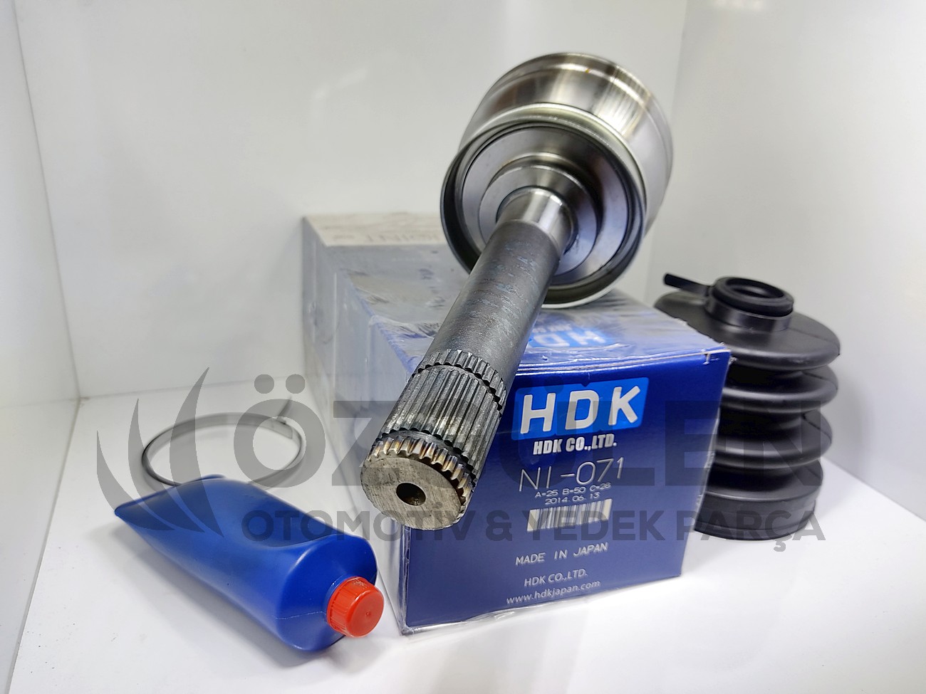 Nissan Datsun Frontier Aks Kafas� (D��) D22 4WD 1997-2012 YD25 �r�n Foto�raf� - 4