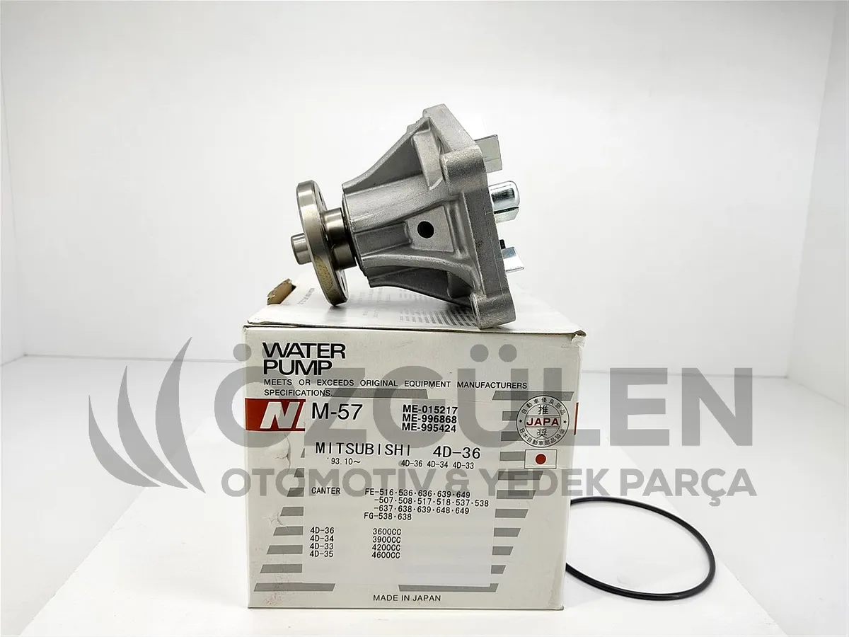 Mitsubishi Canter Fuso Devirdaim Su Pompas� FE439 FE449 4D31 4D34 �r�n Foto�raf� - 2