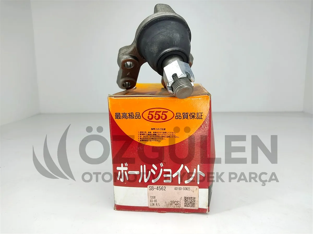 Nissan Alt Rotil (�n Sa�-Sol) Urvan King Van Caravan E24 �r�n Foto�raf� - 2